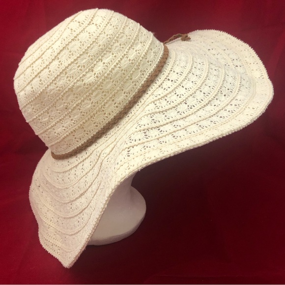 Maurices Wide Brim Summer Sun Hat with Eyelets and Bow - Picture 4 of 8